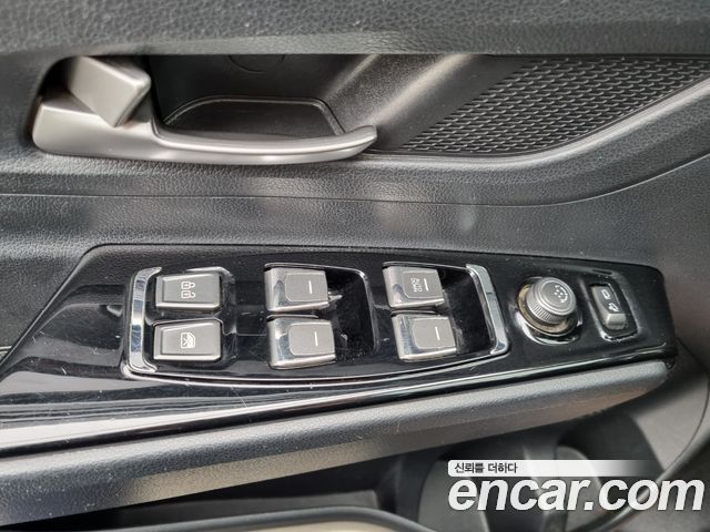 SsangYong Korando 2020 thumb 10