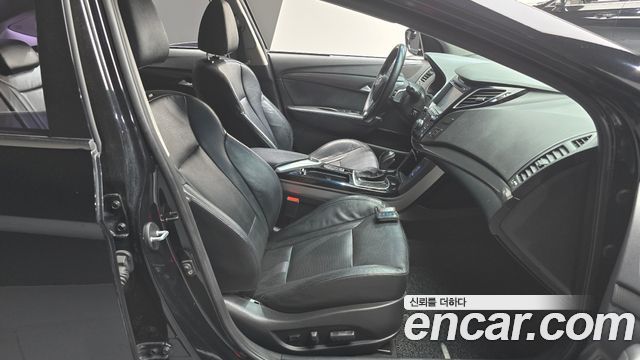 Hyundai i40 2014 thumb 11