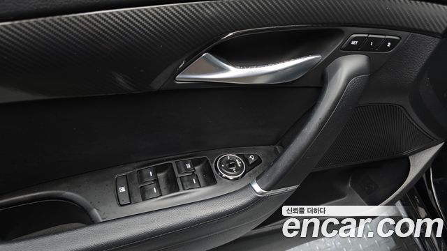 Hyundai i40 2014 thumb 12