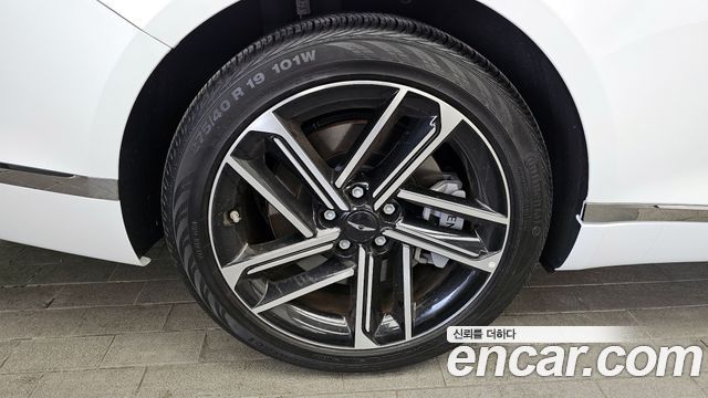 Genesis G80 2024 thumb 6
