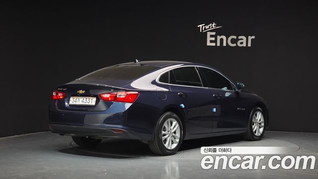 Chevrolet Malibu 2017 thumb 3