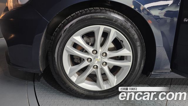 Chevrolet Malibu 2017 thumb 6