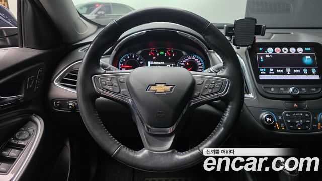 Chevrolet Malibu 2017 thumb 12