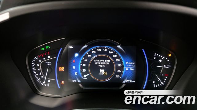 Hyundai Santa Fe 2018 thumb 8