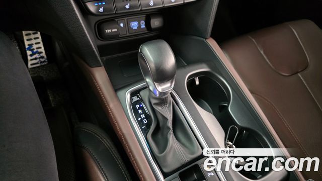 Hyundai Santa Fe 2018 thumb 9