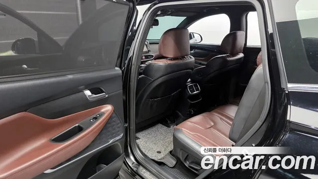 Hyundai Santa Fe 2018 thumb 12