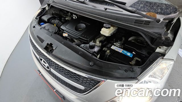 Hyundai Starex 2009 thumb 6