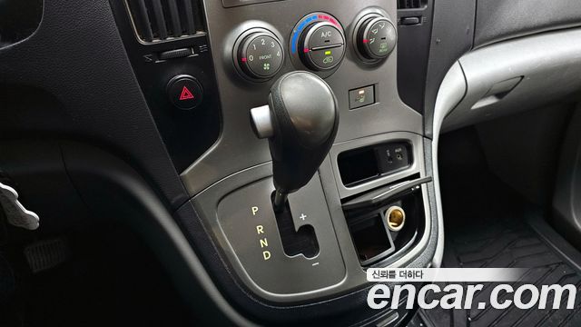 Hyundai Starex 2009 thumb 9