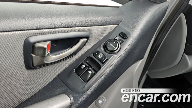 Hyundai Starex 2009 thumb 11