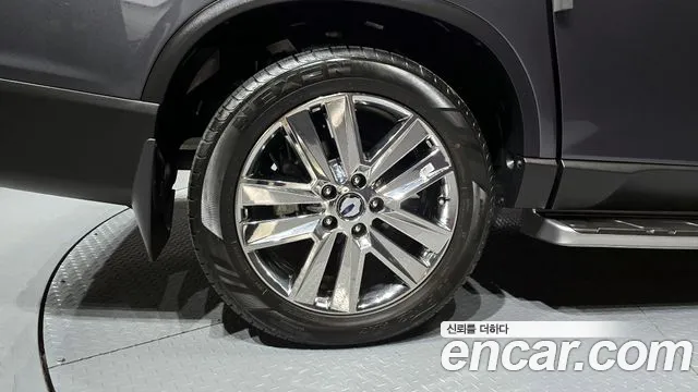 SsangYong Rexton 2019 thumb 6