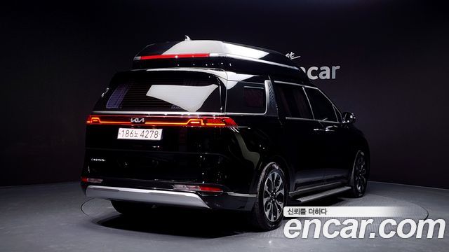 Kia Carnival 2021 thumb 3