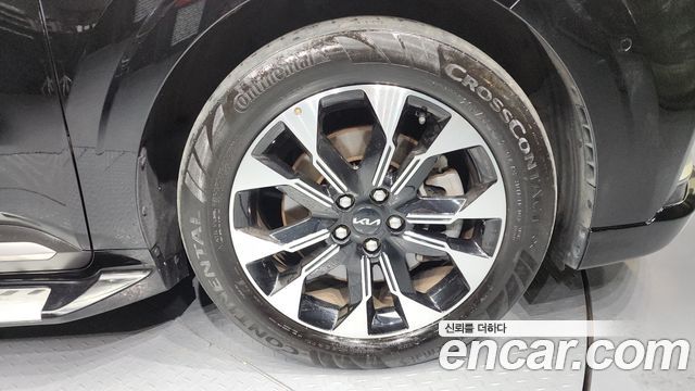 Kia Carnival 2021 thumb 6