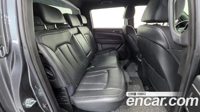 SsangYong Rexton 2023 thumb 12
