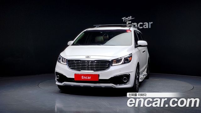 Kia Carnival 2016 thumb 4