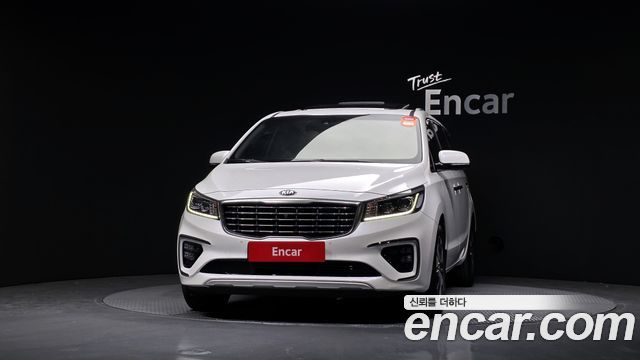 Kia Carnival 2018 thumb 3