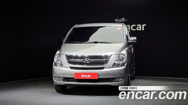 Hyundai Starex 2015 thumb 4