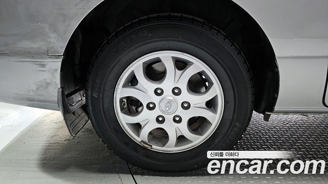 Hyundai Starex 2015 thumb 6
