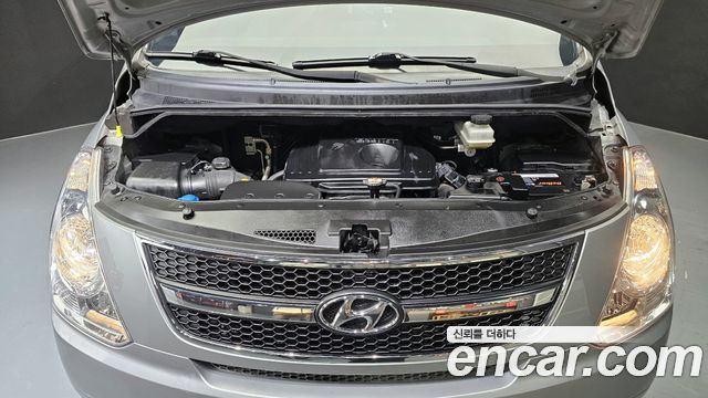 Hyundai Starex 2015 thumb 7