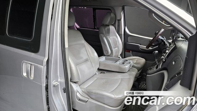 Hyundai Starex 2015 thumb 12