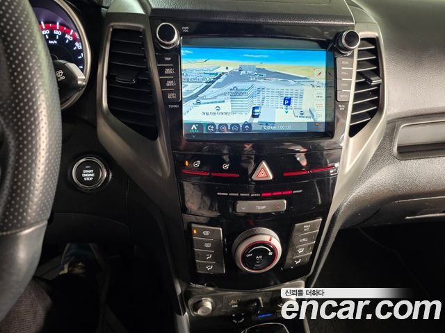 SsangYong Tivoli 2019 thumb 10