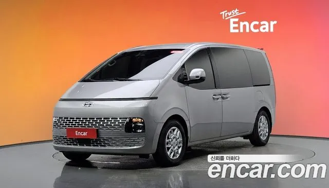 Hyundai Staria 2022 thumb 2