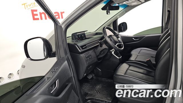 Hyundai Staria 2022 thumb 11