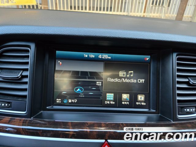 Hyundai Genesis 2016 thumb 10