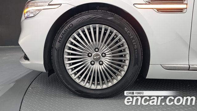 Genesis G90 2019 thumb 6