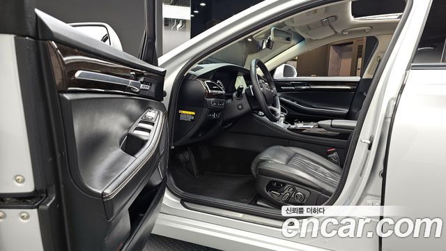 Genesis G90 2019 thumb 11