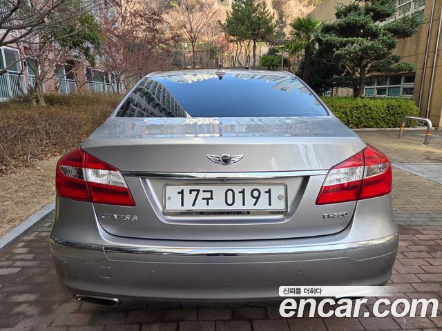 Hyundai Genesis 2011 thumb 7