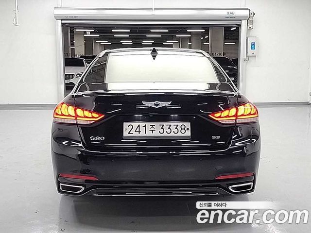 Genesis G80 2019 thumb 4