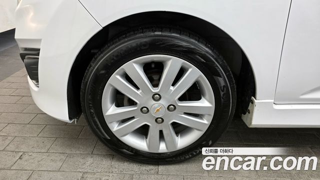 Chevrolet Spark 2013 thumb 6