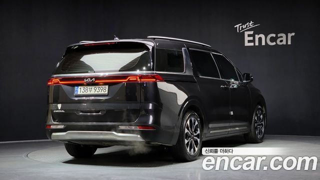 Kia Carnival 2022 thumb 3