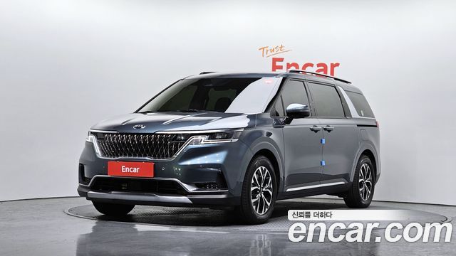 Kia Carnival 2021 thumb 2