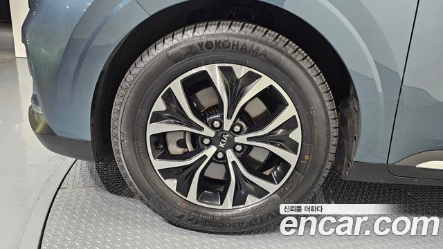 Kia Carnival 2021 thumb 6