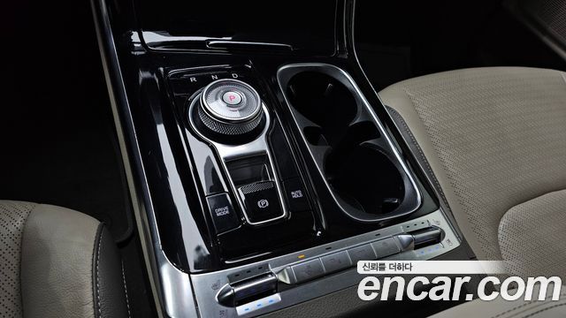 Kia Carnival 2021 thumb 10