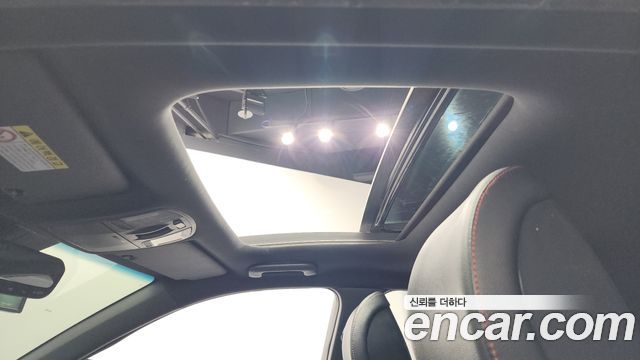 Hyundai Veloster 2019 thumb 11
