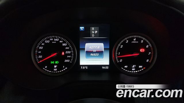 Mercedes-Benz GLC 2019 thumb 8