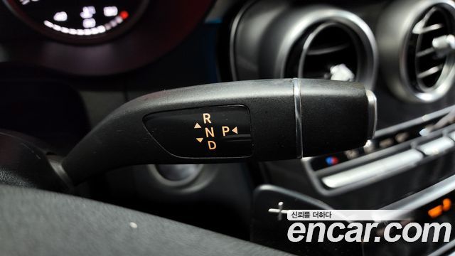 Mercedes-Benz GLC 2019 thumb 9