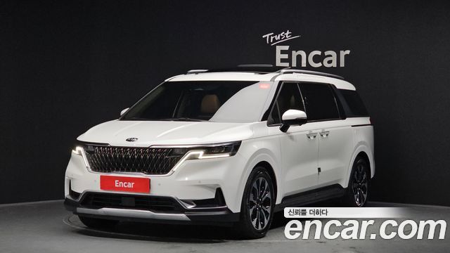 Kia Carnival 2021 thumb 2