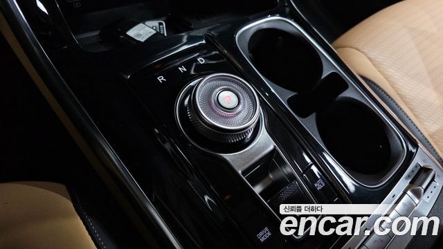 Kia Carnival 2021 thumb 9