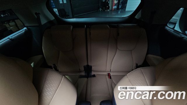 Kia Carnival 2021 thumb 12