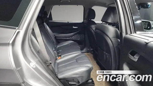 Hyundai Santa Fe 2019 thumb 11