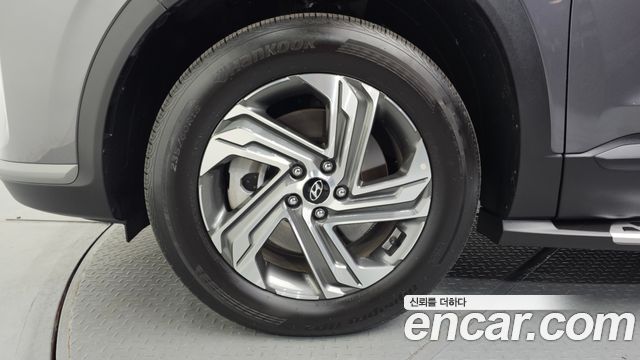 Hyundai Santa Fe 2023 thumb 5