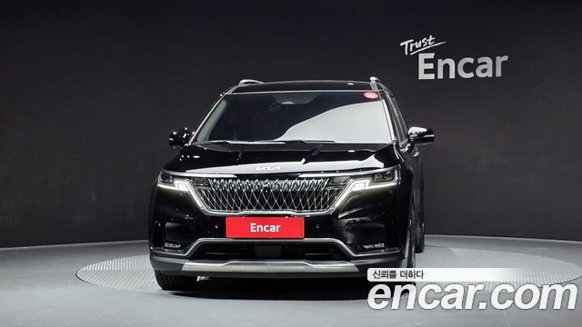 Kia Carnival 2023 thumb 4
