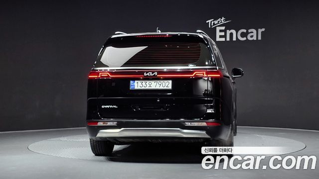 Kia Carnival 2023 thumb 5