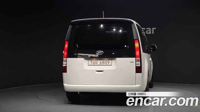 Hyundai Staria 2021 thumb 5