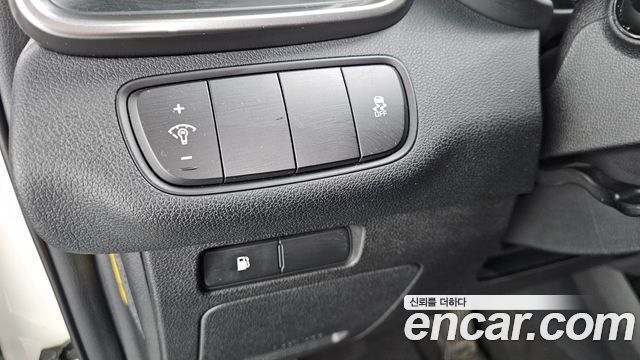 Kia Sorento 2017 thumb 12