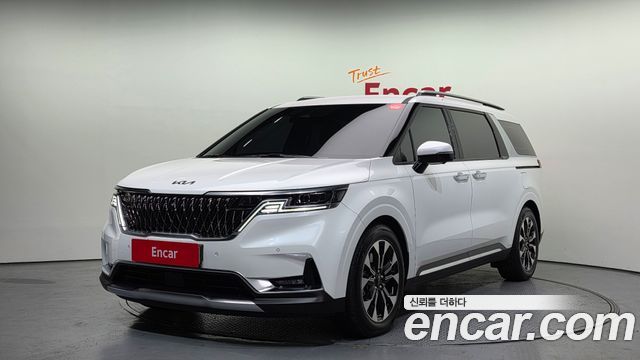 Kia Carnival 2021 thumb 2