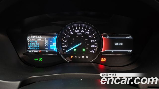 Ford Explorer 2019 thumb 9